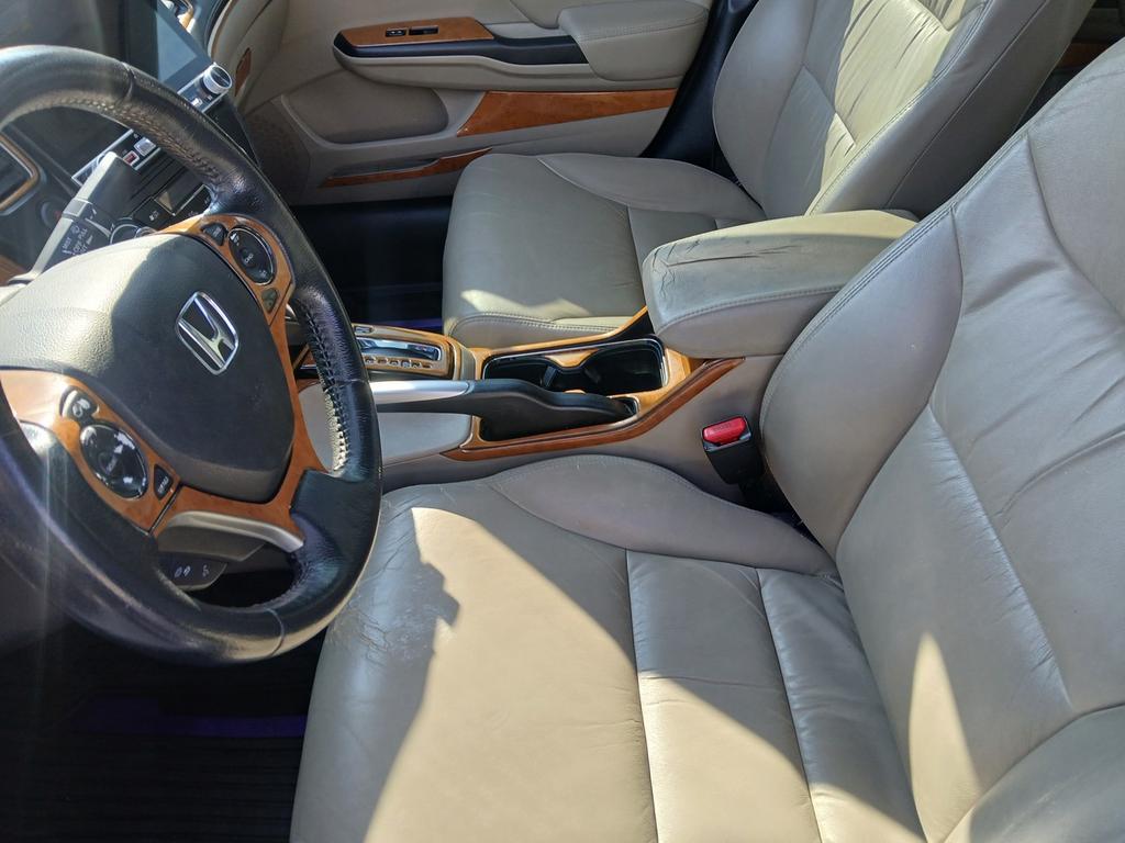 Honda Civic photo 10