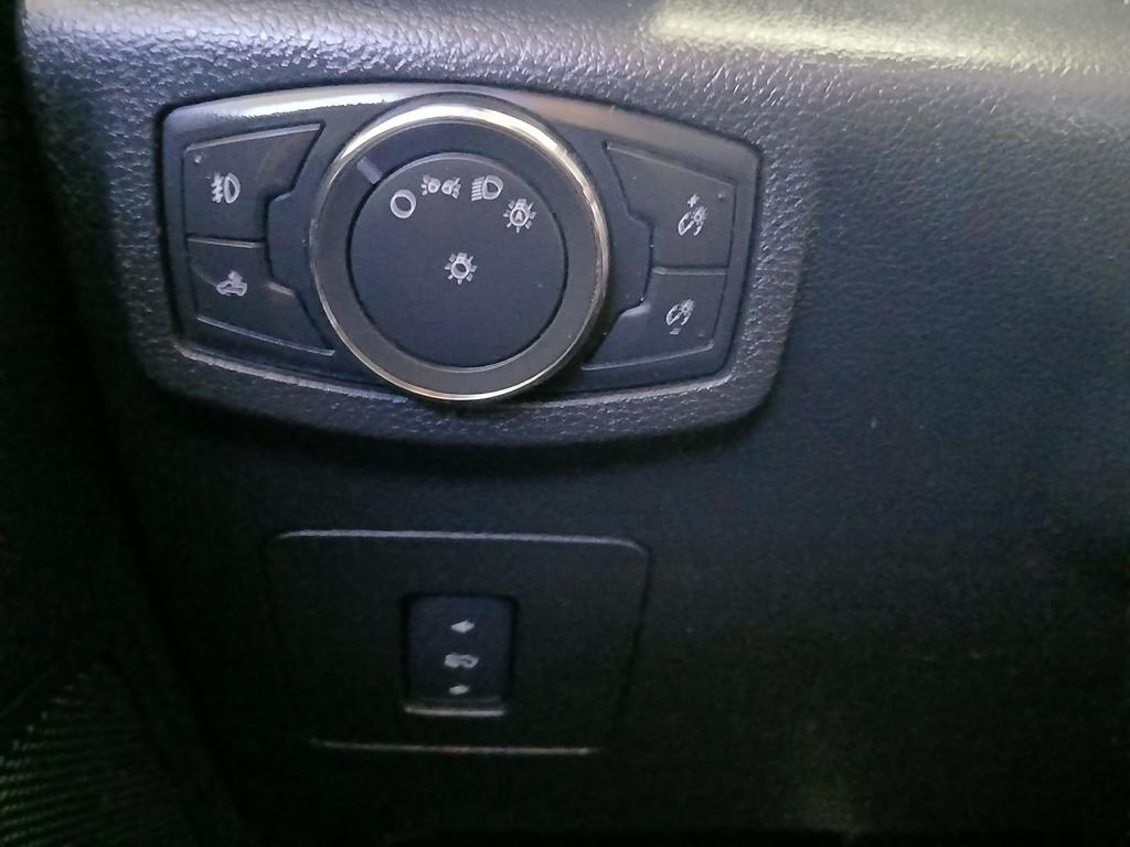 Ford F-150 photo 16