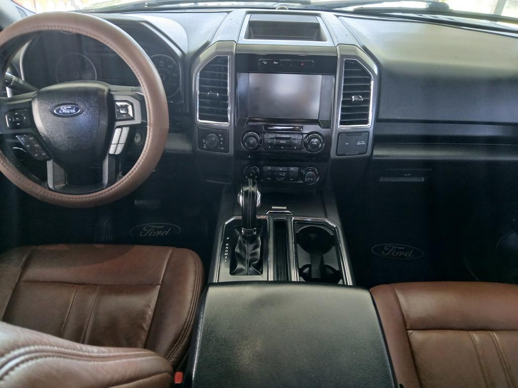 Ford F-150 photo 9